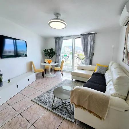 Appartement 3 Bedroom Parque Santiago-2 *